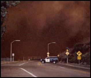 San Diego Cedar Fire 2003 Poway sheriff road closure smoke