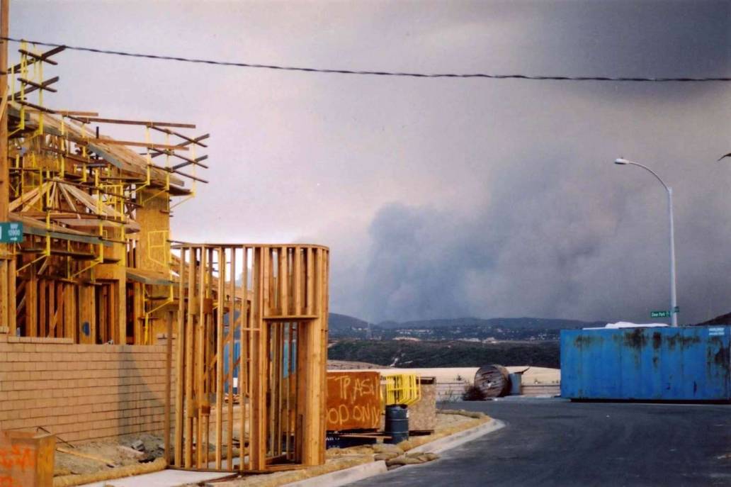 San Diego Cedar Fire 2003 construction site smoke