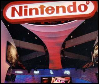 E3 2004 Nintendo booth Donkey Kong