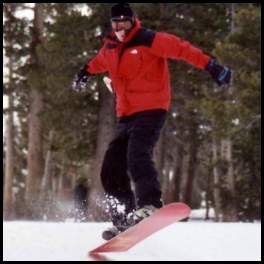 thumbnail Tahoe Heavenly snowboarder