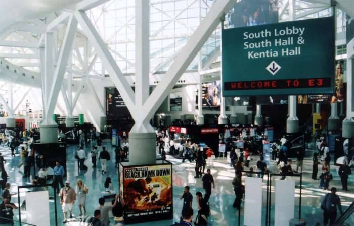 E3 2005 Electronic Entertainment Expo lobby