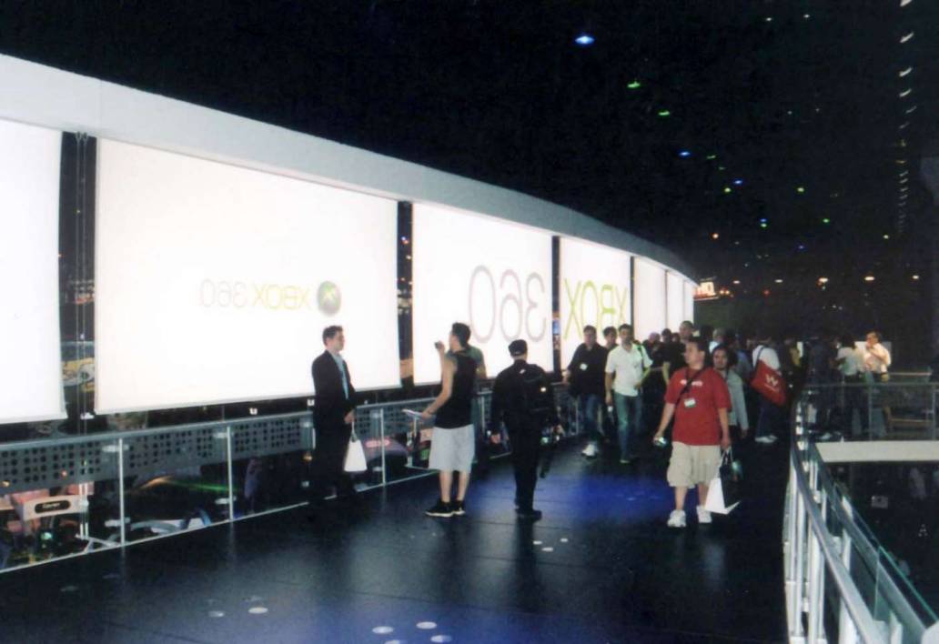 E3 2005 Electronic Entertainment Expo Microsoft XBOX 360 booth