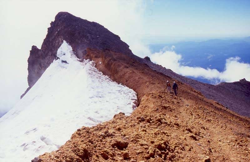 Mt Shasta California mountain climb descent ridge Red Banks