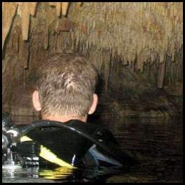 thumbnail Mexico Cancun cenote dive unerwater cavern stalactites