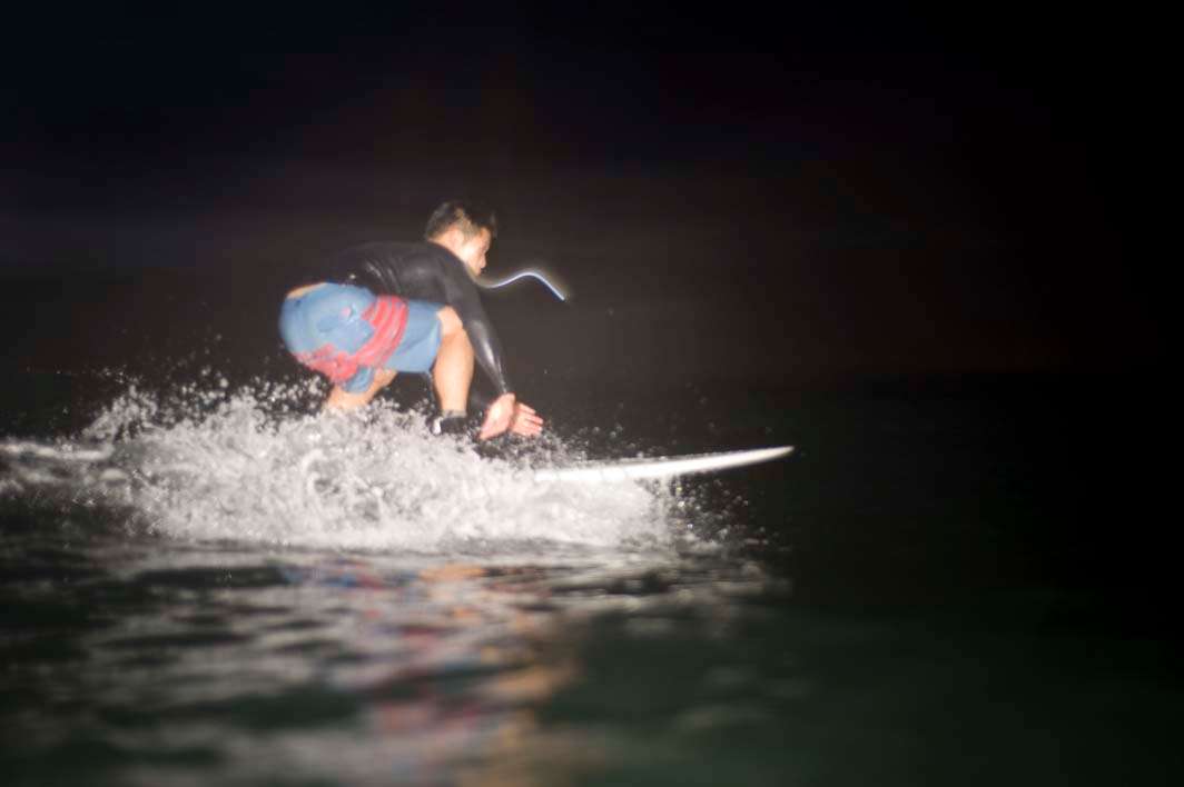 Night surf nightsurf Scripps pier pop-up longboard