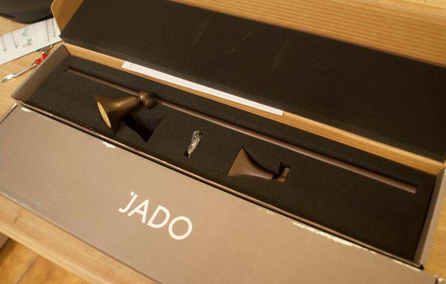 Jado 020 towel bar box