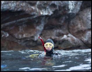 Scuba dive surface cliffs diver