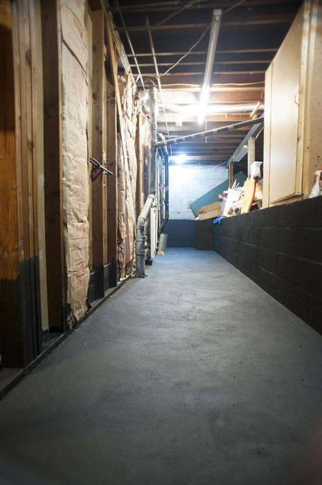 Renovation tar concrete coating murder room