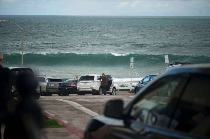 La Jolla Cove El Nino storm swell Prospect