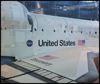 Dulles air museum Discovery space shuttle