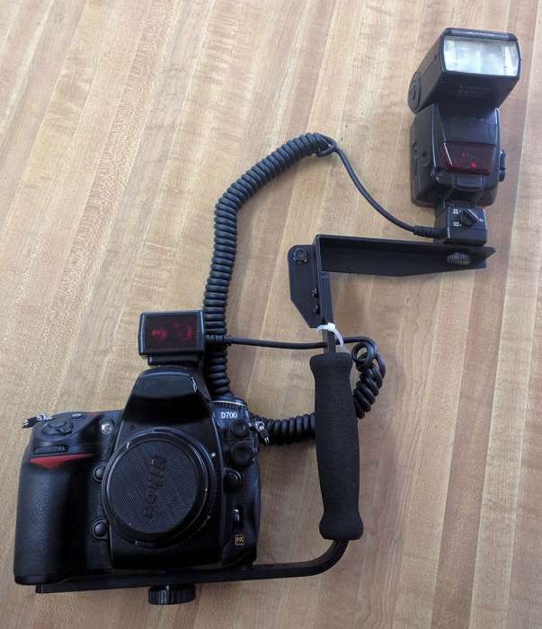 Photography equipment Vello flash mount bracket mod