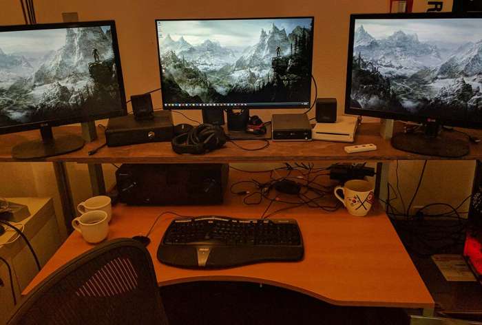 Office desk workstation battlestation ample coffee cups