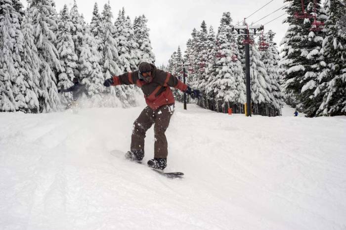 Snowboarding slowboarding Mt Hood