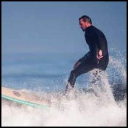 thumbnail Surf surfing telephoto Scripps Pier San Diego