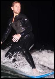 Night surfing flash ride