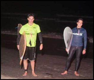 Night surfing crew