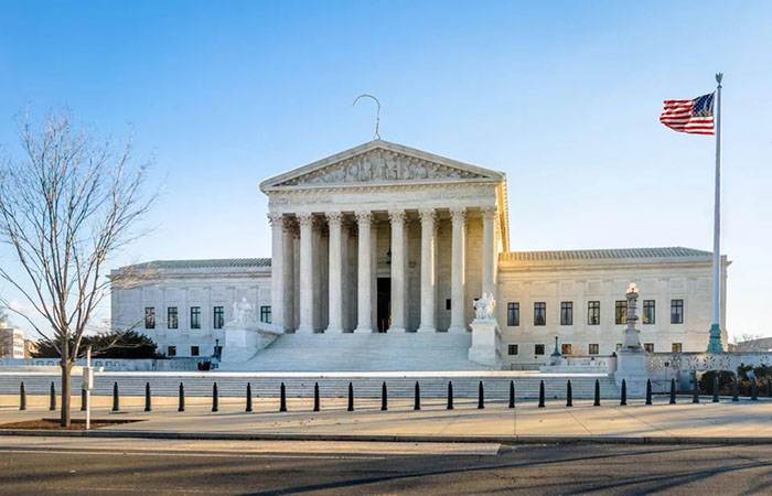 Reddit Photoshop Battles Supreme Court coathanger