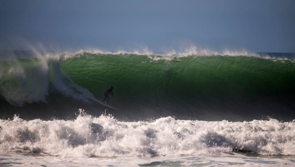Blacks beach surf barrel