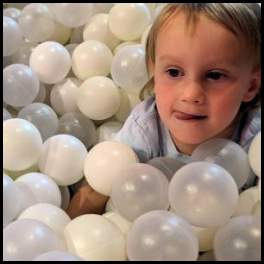 thumbnail Fleet Science Center ball pit