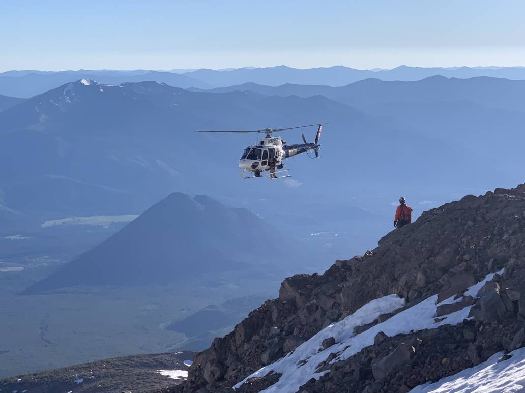 Mt Shasta CHP helicopter rescue