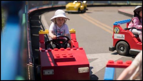 Legoland cars traffic race circuit